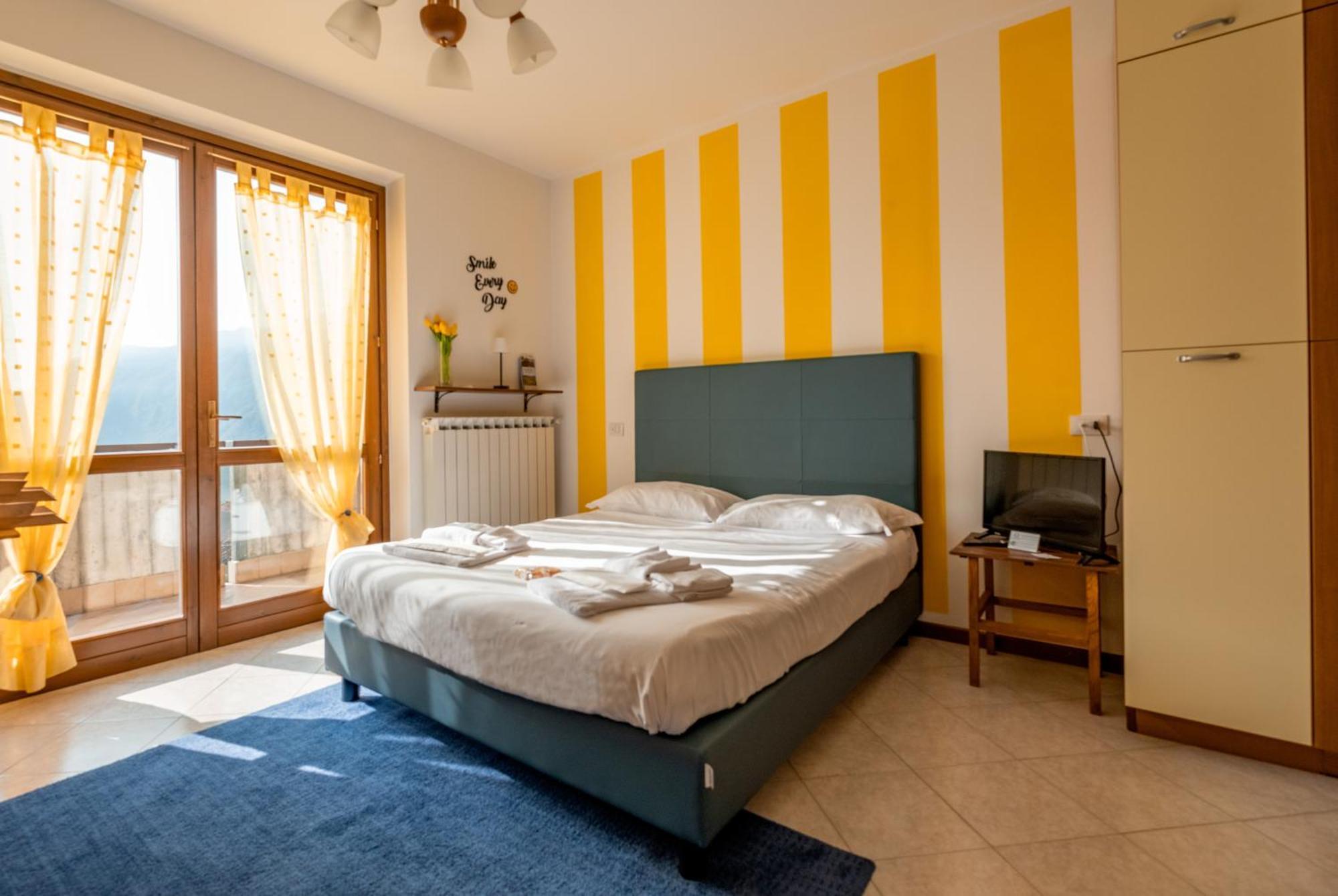 ריבה די סולטו Happy Guest Apartments - Lake Panorama & Pool מראה חיצוני תמונה